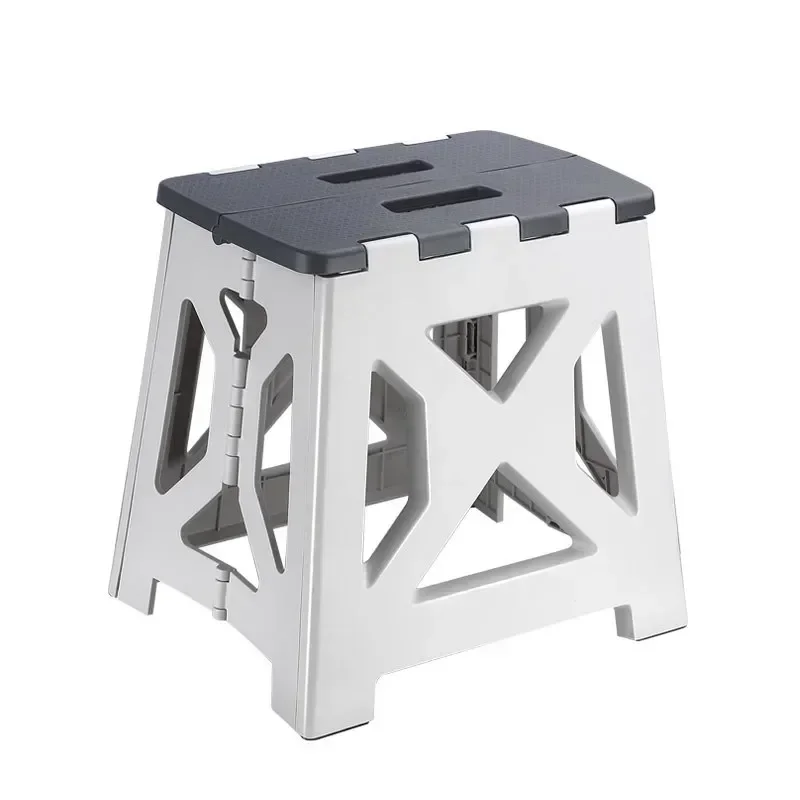 Portable Plastic Folding Stool - Kids Outdoor Bean Bag Chair recensione e prezzo
