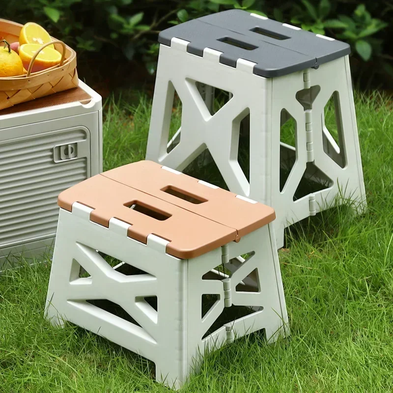 Portable Plastic Folding Stool - Kids Outdoor Bean Bag Chair recensione e prezzo