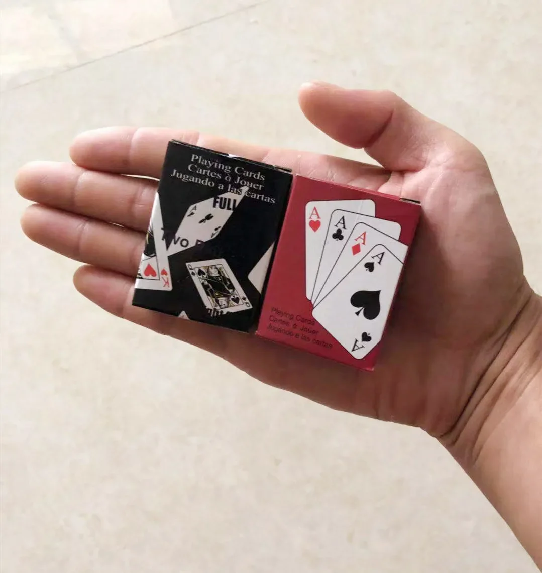 1 piece Mini Cute Poker Cards  - Kids Outdoor Climbing Structure recensione e prezzo