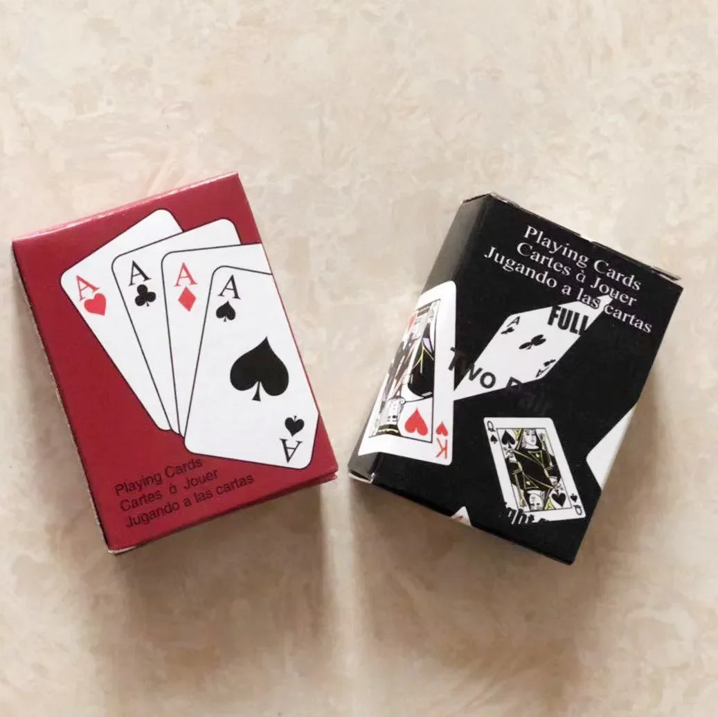 1 piece Mini Cute Poker Cards  - Kids Outdoor Climbing Structure recensione e prezzo