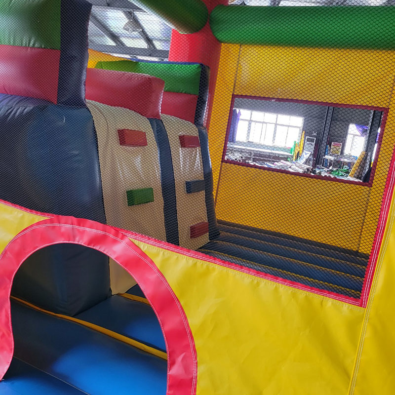 Bounce House with Slide Jumpin - Kids Outdoor House With Slide recensione e prezzo