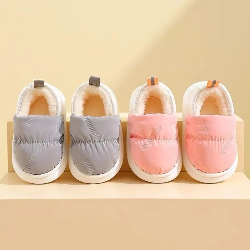 Kids Slippers for Boy Indoor C - Kids Indoor Outdoor Slippers recensione e prezzo